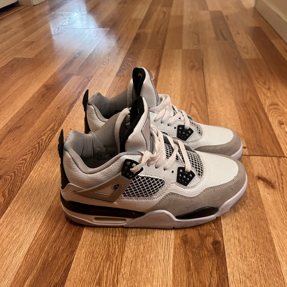 Men's Jordan 4 Sneakers